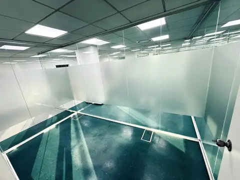 Oficina en Alquiler 24 años