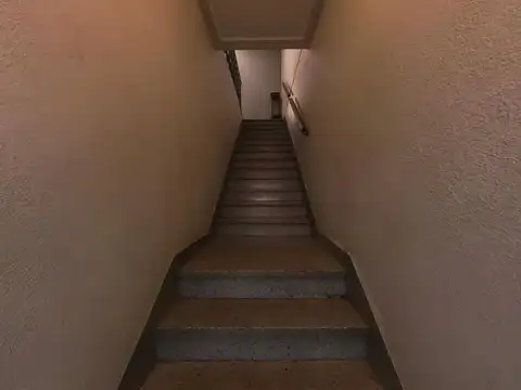 Depto Tipo Casa en Venta 52 años