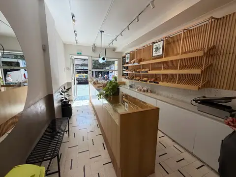 Av pueyrredon al 900