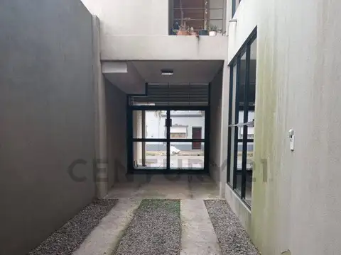 VENTA de Cochera en Santa Fe.