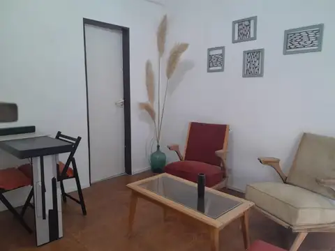 Avenida De Los Incas 4000, Piso 2