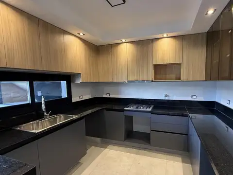 Casa en Alquiler en Cordoba, USD 1.500