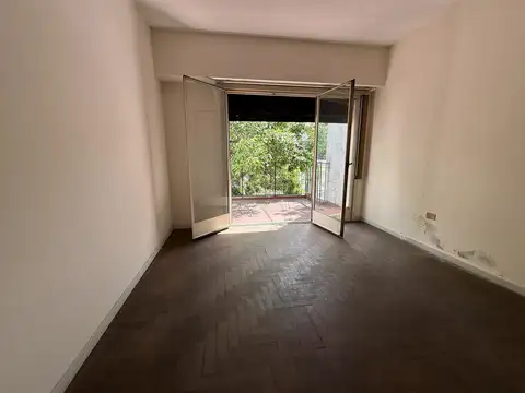 Depto Tipo Casa en Venta 50 años