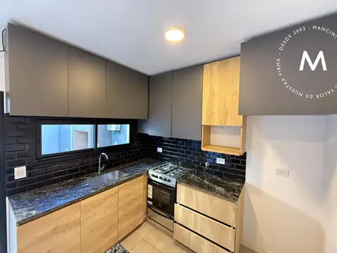 Depto Tipo Casa 4 ambientes con 2 baños