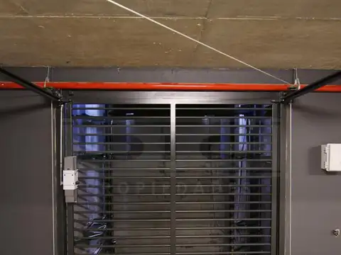 Av. Maipu 3200 coch Nº10  1ºSS entre acassuso y ramon castro