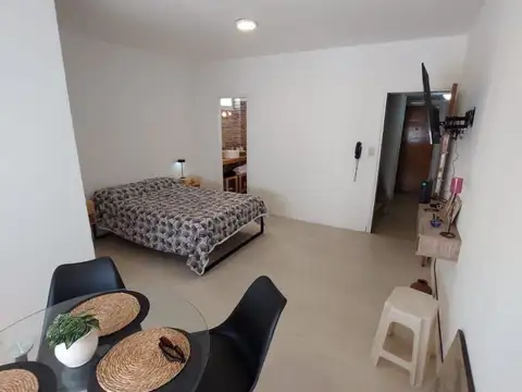 Departamento en Alquiler Temporal en Plaza Colon, $ 0