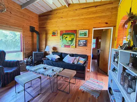 Casa 4 ambientes con 1 baño