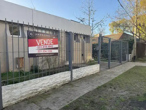 Casa en venta 2/3 dormitorios en 509 entre 21 y 22, zona residencial de Gonnet