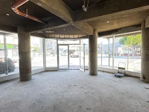 Local en alquiler a estrenar en Pringles 1200 esquina Av. Cordoba 1200  - Villa Crespo -