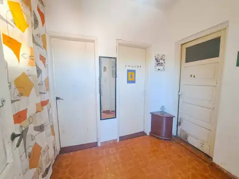 Depto Tipo Casa en Venta en Lanus Oeste, USD 45.000