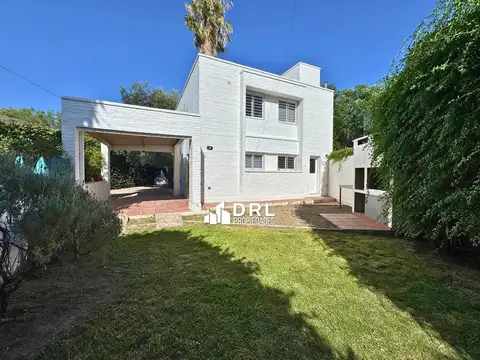 Casa en Alquiler Villa Belgrano 3 dormitorios