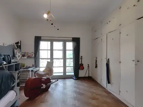 Casa 3 dormitorios c/Cochera y Jardín  Apto Créd