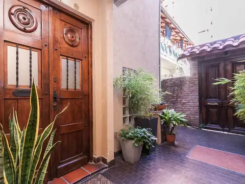 Depto Tipo Casa 4 ambientes con 3 baños