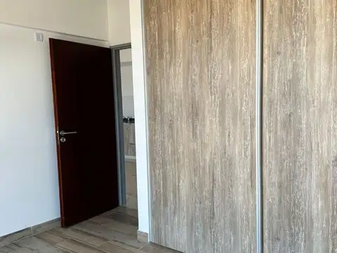 Departamento en Alquiler en Villa Luzuriaga, $ 480.000