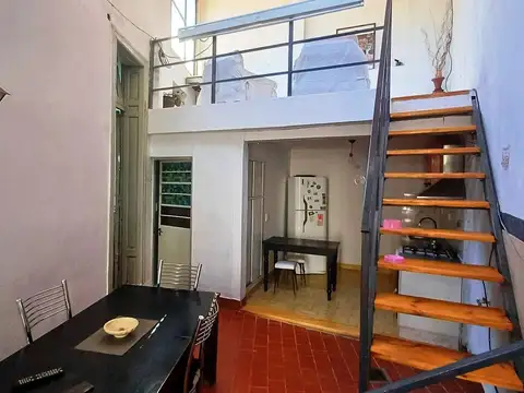 Depto Tipo Casa 5 ambientes con 1 baño