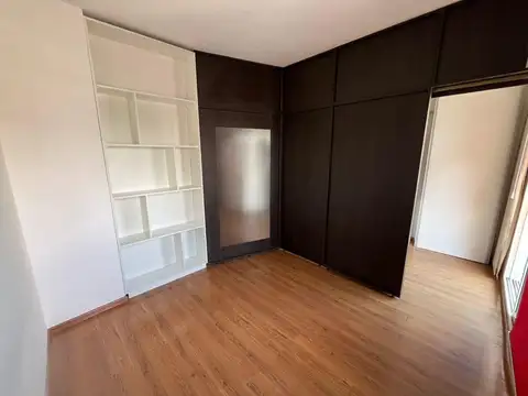 Felipe Vallese 1500 entre Alte Segui y Morelos