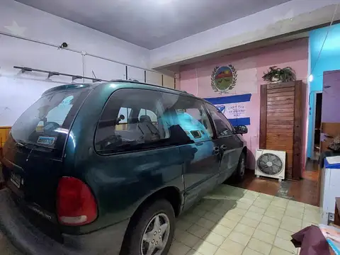 2 Casas en Monte Chingolo venta