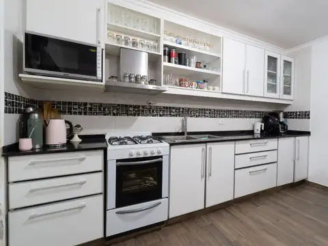 VENTA DE CASA 6 AMBIENTES EN V. TESEI APTO CREDITO