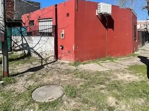 VENTA CASA TIGRE 3 AMBIENTES EXC. UBICACION