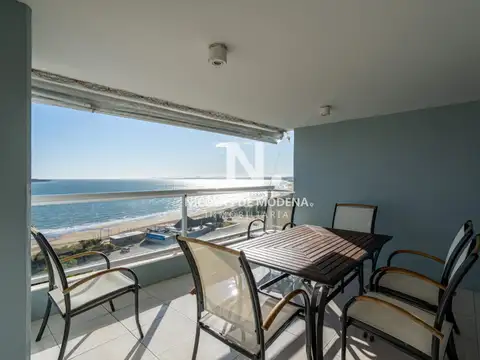 Beverly Tower Punta Del Este, Maldonado Uruguay, Apartamento de 3 dormitorios en venta en torre de Jerarquia.