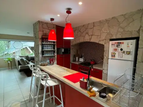 Casa en Alquiler Temporal con 1 cochera