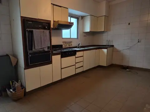 Depto Tipo Casa en Venta 40 años