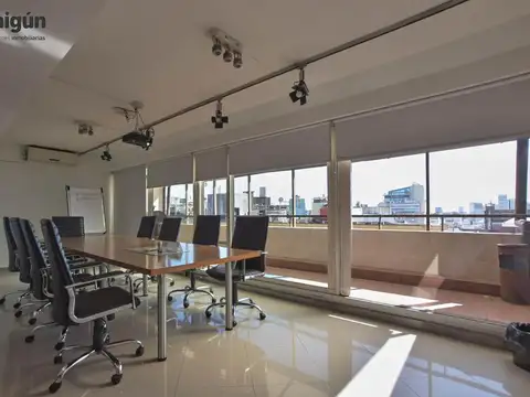 Sarmiento y Diagonal Norte