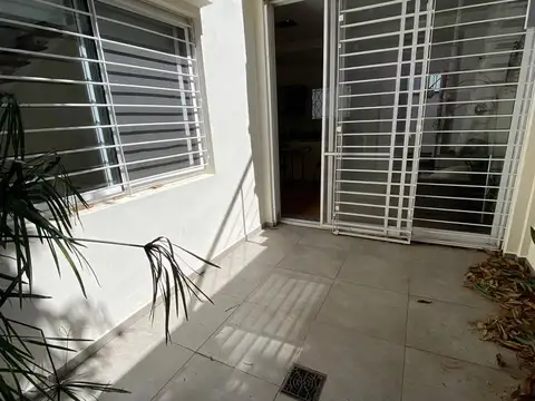 Depto Tipo Casa en Venta en Vicente Lopez, USD 155.000