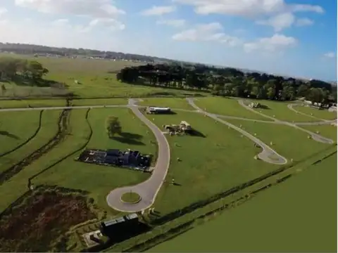 Terreno en Venta en Barrio Arenas Chico, USD 58.000