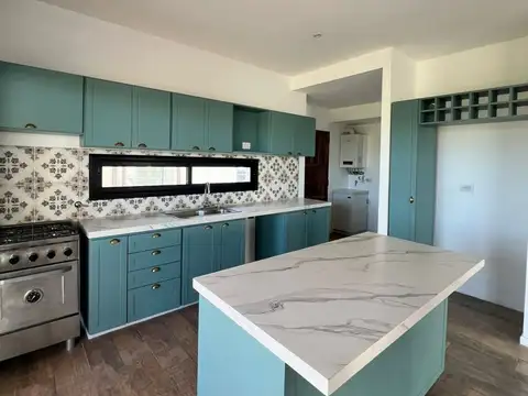 Leandro Niceforo Alem 3300