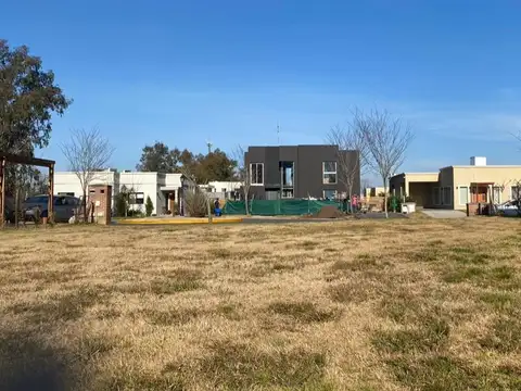 Terreno en Venta 15  mts Frente