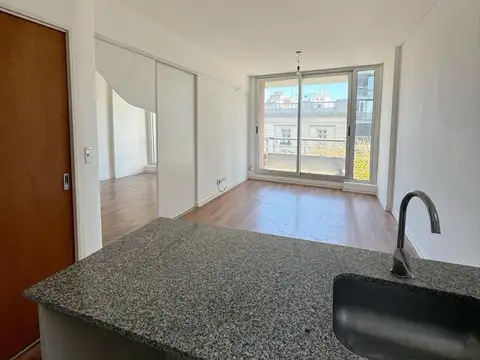 Av Pueyrredón  al 600