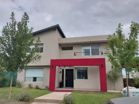 Casa en venta en Santa Elena