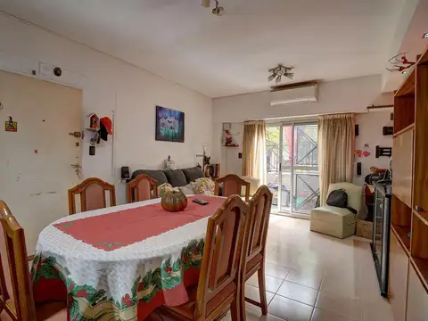 Depto Tipo Casa en Venta de 3 ambientes