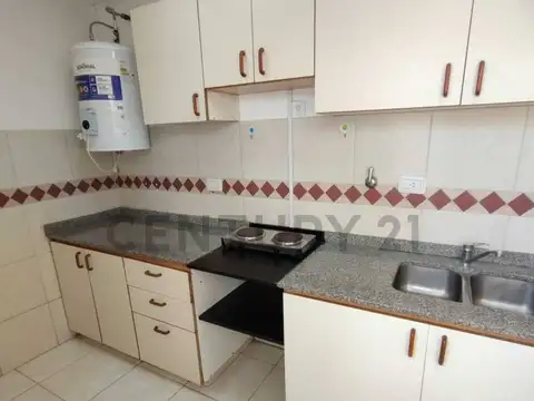 Venta Departamento Monoambiente en Liniers con patio