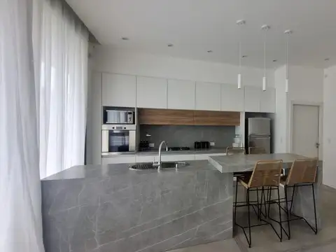 Casa en Venta en Puerto Roldan, USD 470.000