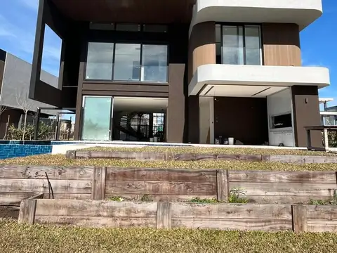 Casa en Venta en Nordelta, USD 2.500.000