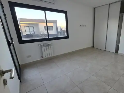 Departamento en Alquiler de 3 dormitorios