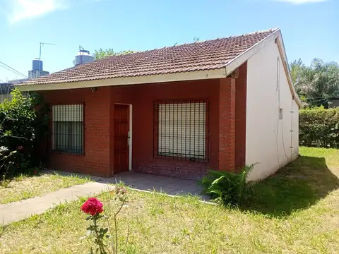 Casa en venta en Matheu