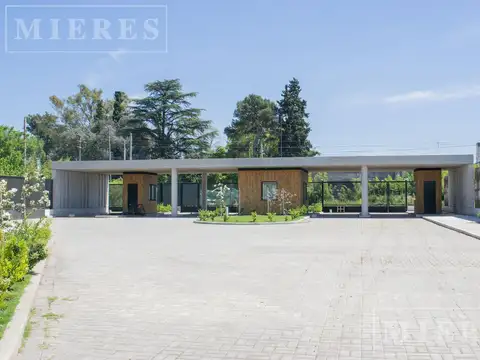 Lote de 376m² en venta en El Olivar