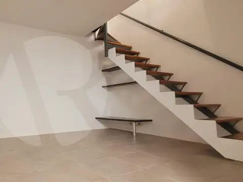 Depto Tipo Casa en Venta de 1 dormitorio