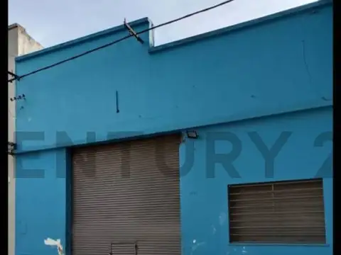 Galpón Lote Venta. Calle 41 entre 23 y 24.