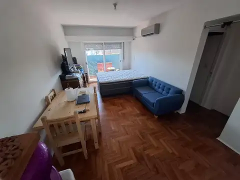 Bolivia 1400, Piso 6