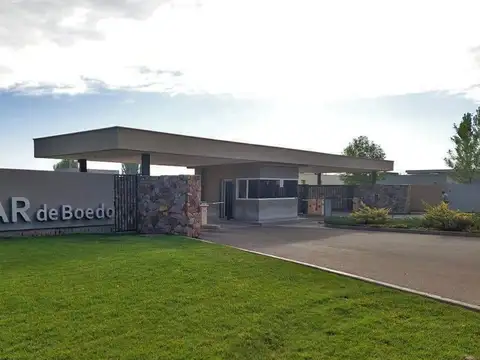 Venta lote en Barrio Privado Lar de Boedo