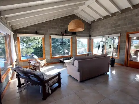 Casa 4 ambientes con 1 baño