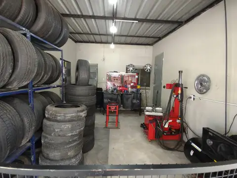 Casa 7 ambientes con 3 baños