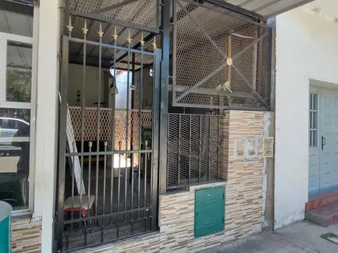 Casa  en venta en Gregorio De Laferrere
