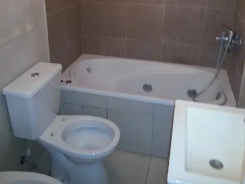 Dr P I Rivera 600, Piso PB