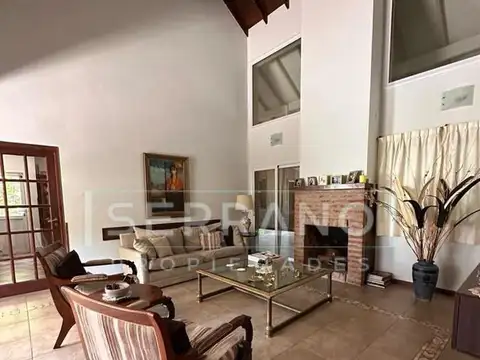 Casa en Venta en La Delfina, USD 250.000