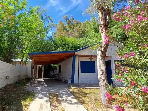 Casa en Venta en Cinco Saltos, USD 45.000